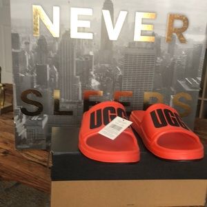 Ugg’s men slides size 10